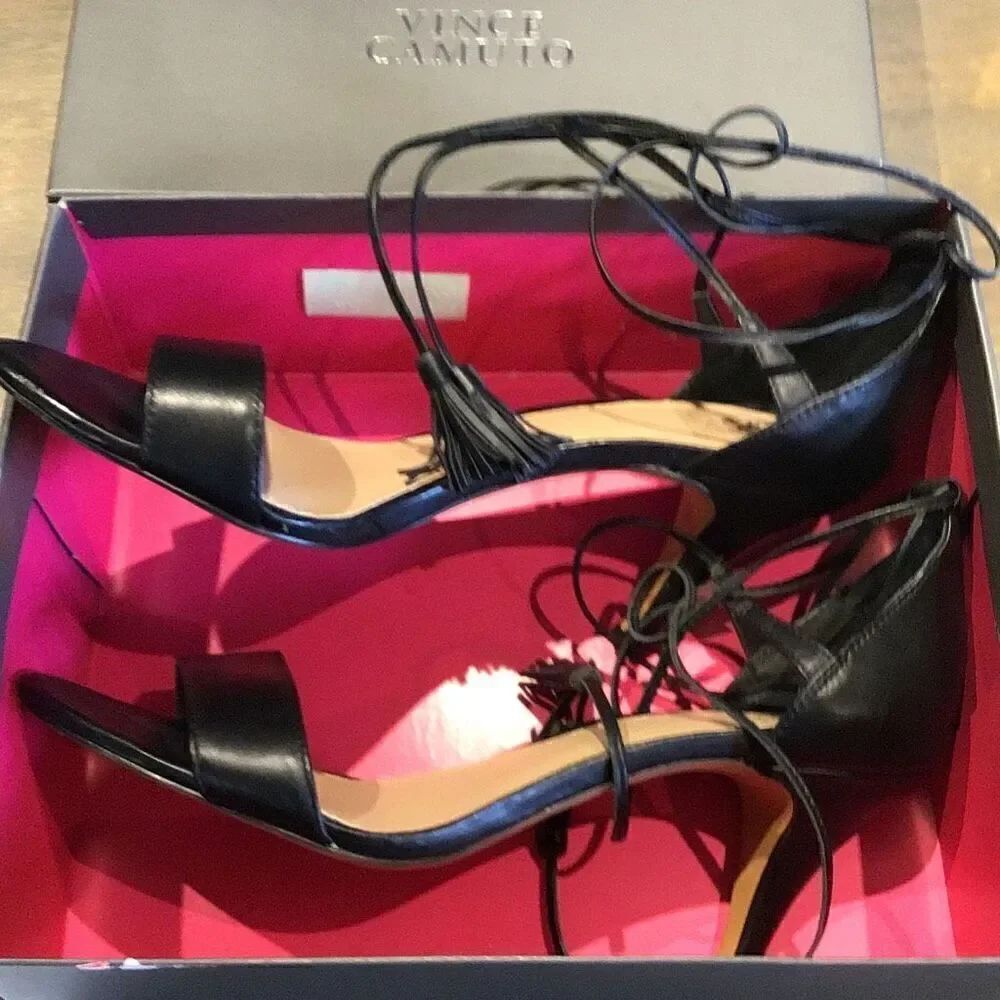 Vince Camuto lace on heels VP- Marita size 9.5